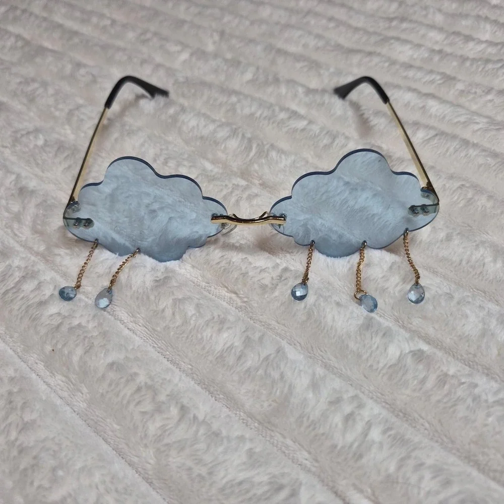 Blue Cloud Shaped Rimless Sunglasses with Raindrop‎ Charms Festival Y2K Eyewear